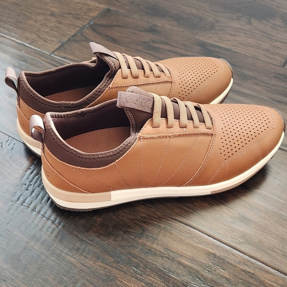 Men's Brown Leather Sneakers - Picture 3 of 12